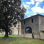 Malis Castera Le Petit Chateau Saint-Jean-de-Blaignac