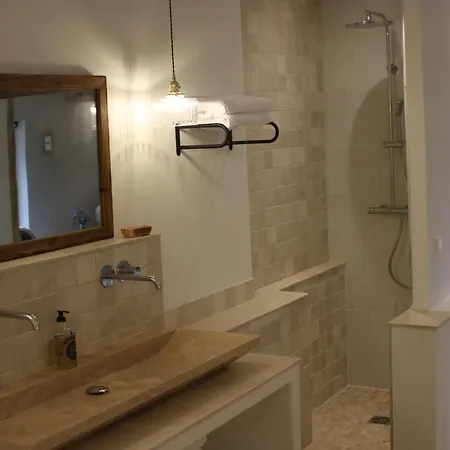 Malis Castera Le Petit Château 3*