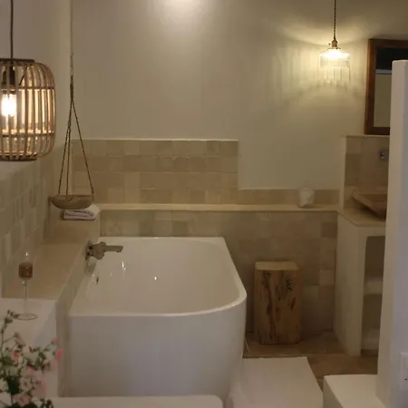 Bed & Breakfast Malis Castera Le Petit Chateau