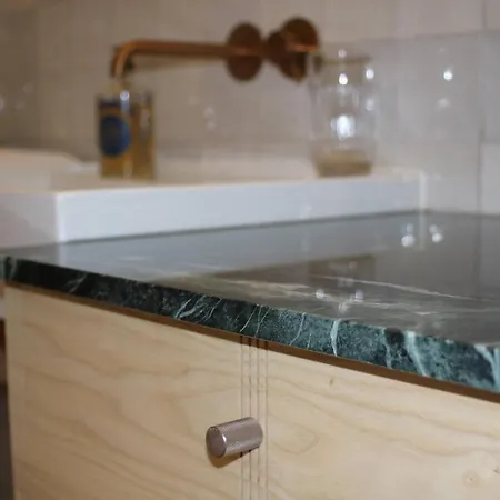 Malis Castera Le Petit Château Saint-Jean-de-Blaignac