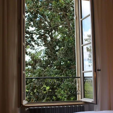 Couette-café Malis Castera Le Petit Château