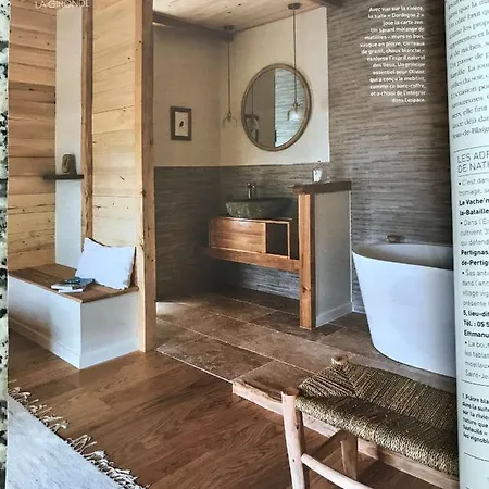 Malis Castera Le Petit Château Couette-café