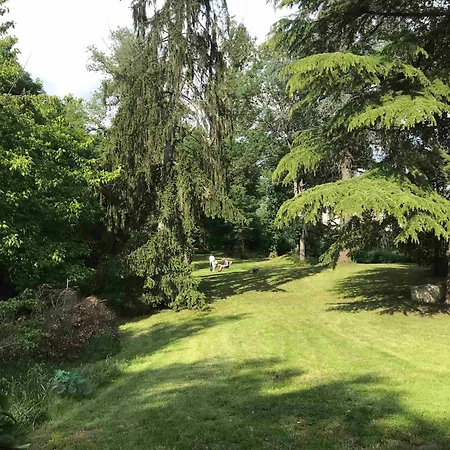 Bed & Breakfast Malis Castera Le Petit Chateau *