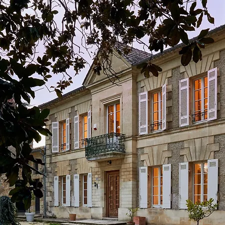 Malis Castera Le Petit Chateau Bed & Breakfast Saint-Jean-de-Blaignac