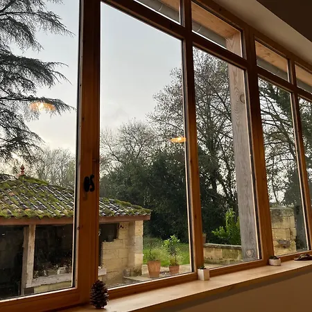 Malis Castera Le Petit Chateau Bed & Breakfast Saint-Jean-de-Blaignac