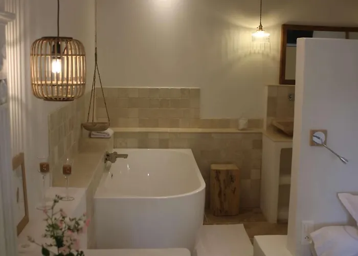 Nocleg ze śniadaniem Malis Castera Le Petit Chateau