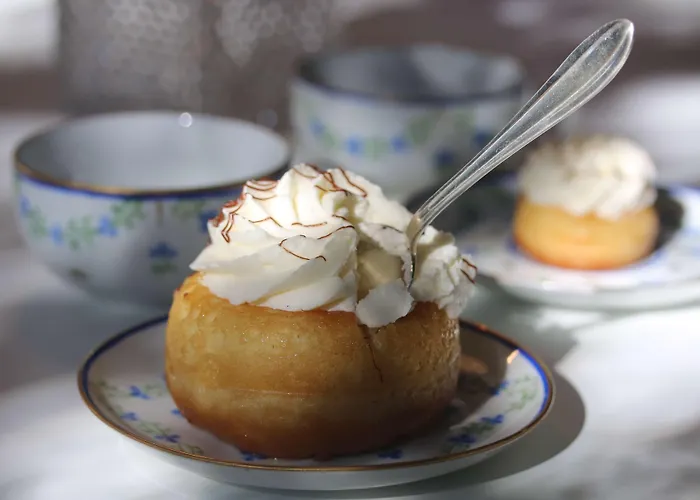 Malis Castera Le Petit Château Couette-café Saint-Jean-de-Blaignac