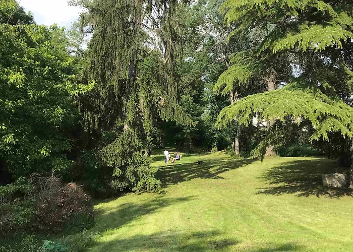 Couette-café Malis Castera Le Petit Château Saint-Jean-de-Blaignac
