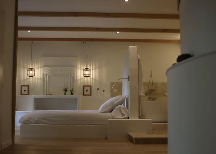 Malis Castera Le Petit Chateau 3*